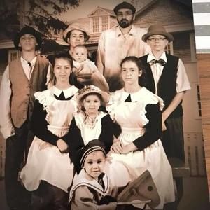 Meet your Posher, Suzanne